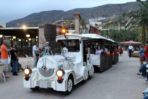 Vacanza Complex Benidorm Bagian luar foto